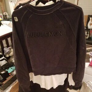 Lululemon blacks sweatshirt as is